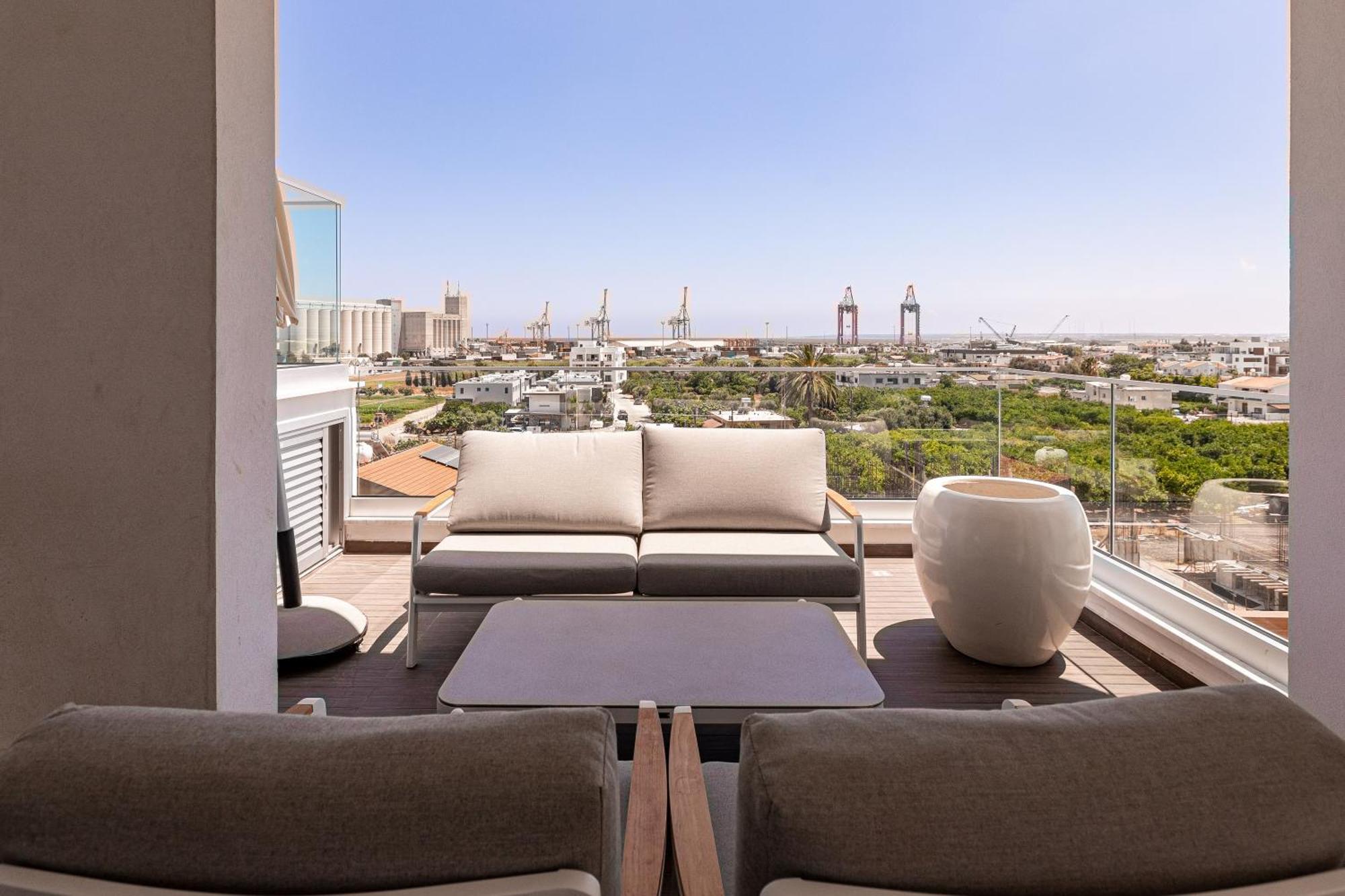Yamas Urban Living Zakaki Pool Penthouses & Apartments Limassol Exterior photo