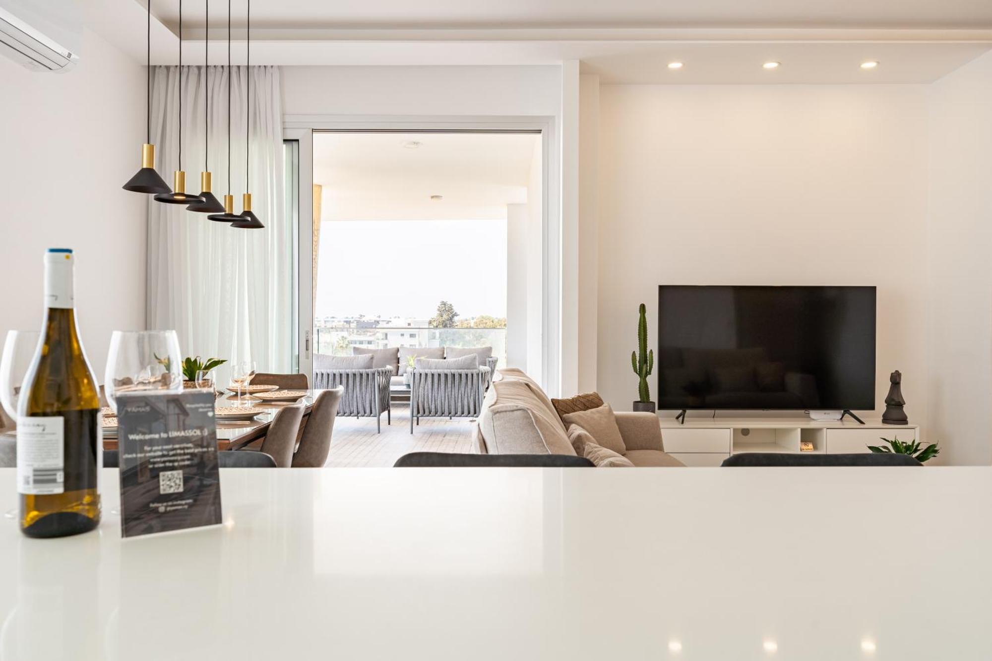 Yamas Urban Living Zakaki Pool Penthouses & Apartments Limassol Exterior photo