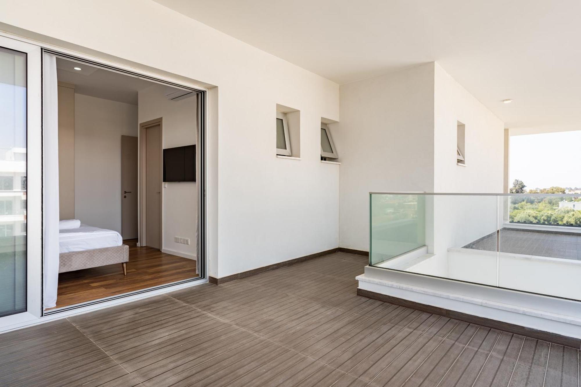 Yamas Urban Living Zakaki Pool Penthouses & Apartments Limassol Exterior photo